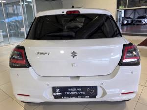 Suzuki Swift 1.2 GLX auto - Image 6