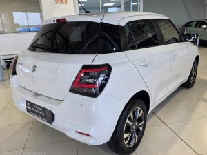 Suzuki Swift 1.2 GLX auto - Image 7