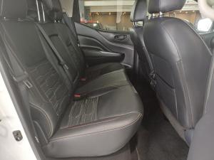 Nissan Navara 2.5DDTi double cab Pro-4X 4x4 - Image 18