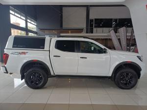 Nissan Navara 2.5DDTi double cab Pro-4X 4x4 - Image 8