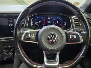 Volkswagen T-Roc 2.0TSI 140kW 4Motion R-Line - Image 16