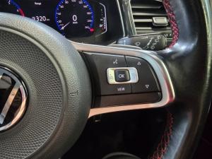 Volkswagen T-Roc 2.0TSI 140kW 4Motion R-Line - Image 18