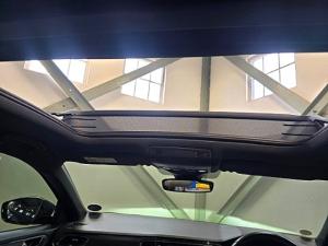 Volkswagen T-Roc 2.0TSI 140kW 4Motion R-Line - Image 23