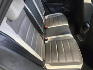 Volkswagen T-Roc 2.0TSI 140kW 4Motion R-Line - Image 28