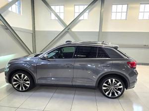 Volkswagen T-Roc 2.0TSI 140kW 4Motion R-Line - Image 3