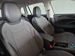 Volkswagen Tiguan 1.4TSI Life - Image 18