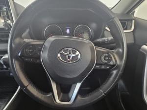 Toyota RAV4 2.0 GX auto - Image 8