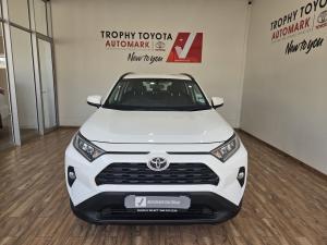 Toyota RAV4 2.0 GX auto - Image 4