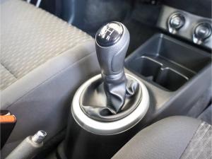 Toyota Vitz 1.0 XR manual - Image 9