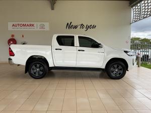 Toyota Hilux 2.4GD-6 double cab Raider auto - Image 3