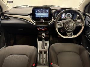 Toyota Starlet 1.5 XS auto - Image 6