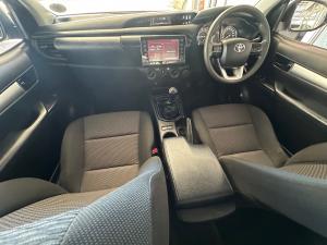 Toyota Hilux 2.4GD-6 Xtra cab Raider manual - Image 6