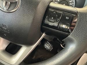 Toyota Hilux 2.4GD-6 Xtra cab Raider manual - Image 10