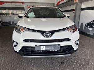 Toyota RAV4 2.0 GX - Image 4