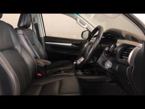 Toyota Hilux 2.8GD-6 double cab 4x4 Raider auto - Image 10