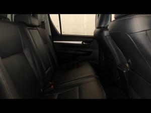 Toyota Hilux 2.8GD-6 double cab 4x4 Raider auto - Image 12