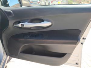 Toyota Auris 2.0D-4D XD - Image 26