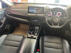 Nissan X-Trail 2.5 Acenta Plus 4WD - Image 6