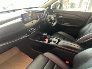 Nissan X-Trail 2.5 Acenta Plus 4WD - Image 7