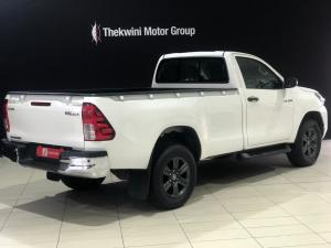 Toyota Hilux 2.4GD-6 single cab Raider manual - Image 2