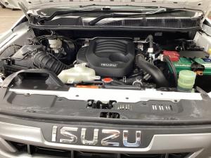 Isuzu D-Max 1.9TD double cab LS auto - Image 19