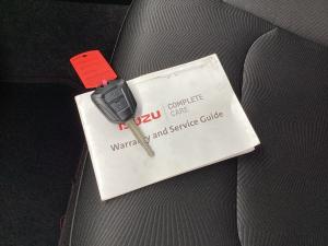 Isuzu D-Max 1.9TD double cab LS auto - Image 22