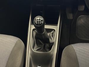 Toyota Starlet 1.4 Xi - Image 10