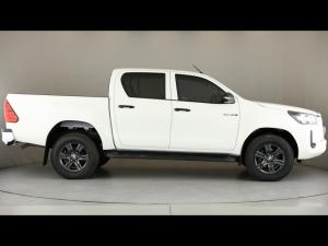 Toyota Hilux 2.4GD-6 double cab Raider auto - Image 3