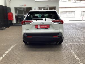 Toyota RAV4 2.0 GX auto - Image 5