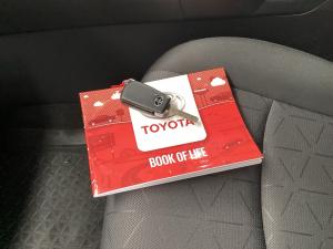 Toyota RAV4 2.0 GX auto - Image 24