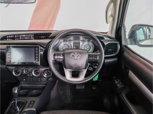 Toyota Hilux 2.4GD-6 double cab 4x4 Raider X auto - Image 8