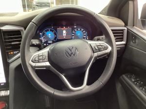 Volkswagen Amarok 3.0TDI V6 double cab Aventura 4Motion - Image 8