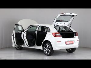 Toyota Starlet 1.5 XS auto - Image 25