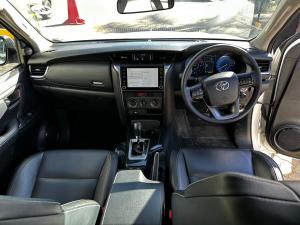 Toyota Fortuner 2.4GD-6 auto - Image 6