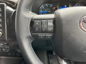 Toyota Hilux 2.8GD-6 double cab 4x4 Legend auto - Image 9