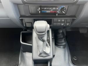 Toyota Land Cruiser 79 2.8GD-6 double cab - Image 10