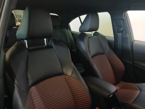 Toyota Corolla 2.0 XR - Image 15