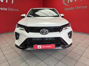 Toyota Fortuner 2.4GD-6 4X4 automatic - Image 4