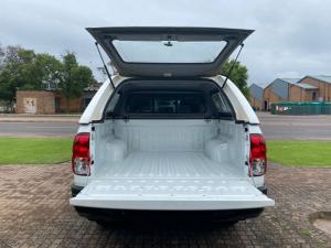 Toyota Hilux 2.4 GD-6 RB Raider automaticD/C - Image 5