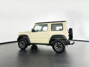 Suzuki Jimny 1.5 GLX automatic - Image 2
