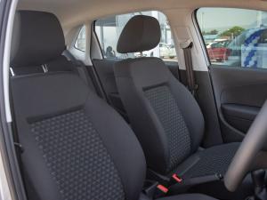 Volkswagen Polo Vivo hatch 1.4 - Image 7