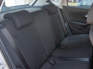 Volkswagen Polo Vivo hatch 1.4 - Image 8