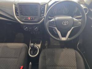 Toyota Vitz 1.0 XR manual - Image 10