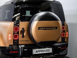 Land Rover Defender 90 P400 X-Dynamic HSE - Image 10