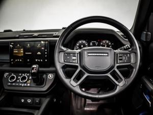 Land Rover Defender 90 P400 X-Dynamic HSE - Image 18