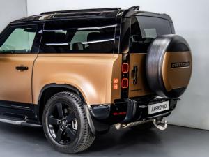 Land Rover Defender 90 P400 X-Dynamic HSE - Image 9