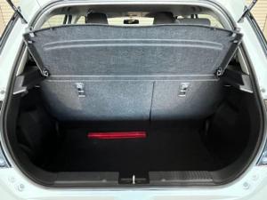 Suzuki Swift 1.2 GL+ manual - Image 9