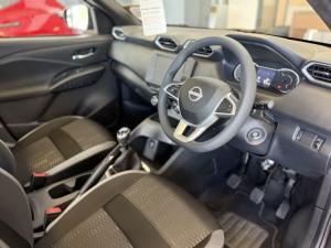 Nissan Magnite 1.0 Visia manual - Image 8