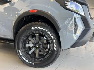 Nissan Navara 2.5DDTi double cab Pro-4X 4x4 - Image 4