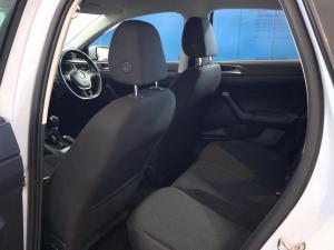 Volkswagen Polo hatch 1.0TSI Comfortline - Image 21